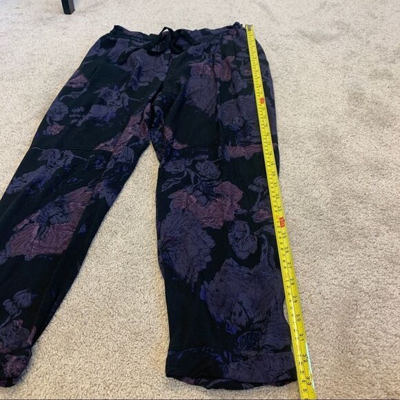 Aritzia Wilfred Marais floral pants black purple Sz S🔥 - Picture 10 of 12